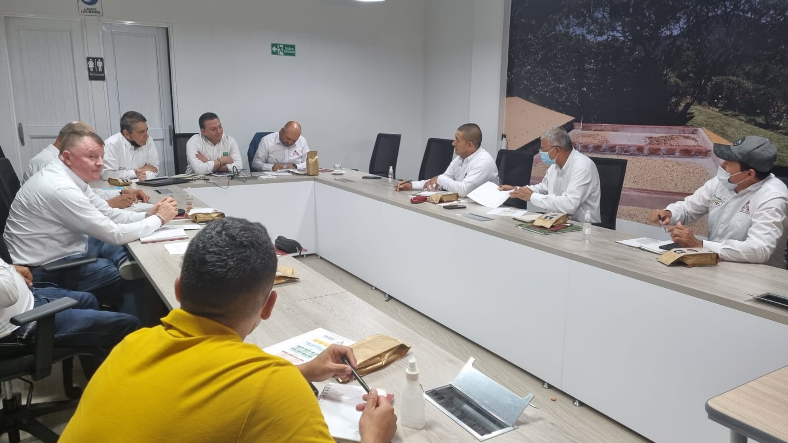 La CARDER ratifica su compromiso con el Comité Departamental de Cafeteros de Risaralda