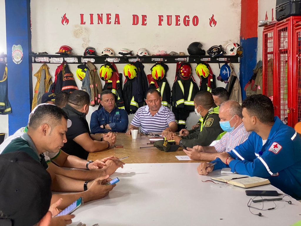 Director de la CARDER se trasladó a La Virginia durante todo el fin de semana ante riesgo de inundación