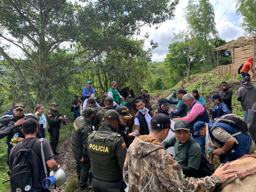 La CARDER continúa con el proceso de recuperación del área protegida Guásimo