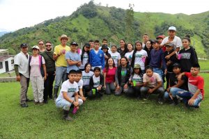 Comunidades aprenden más sobre la biodiversidad en el área de expansión de la Cuchilla del San Juan