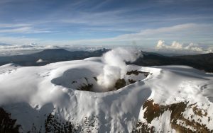 El IDEAM incluyó en su boletín de calidad del aire, una edición especial por el Nevado del Ruiz Foto: Servicio Geológico Colombiano