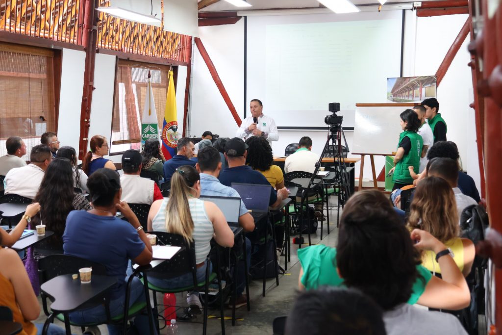 La CARDER realiza capacitación sobre el proceso de tramites ambientales para los acueductos rurales