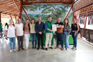 Firma de concertación ambiental del Esquema de Ordenamiento Territorial de Santuario