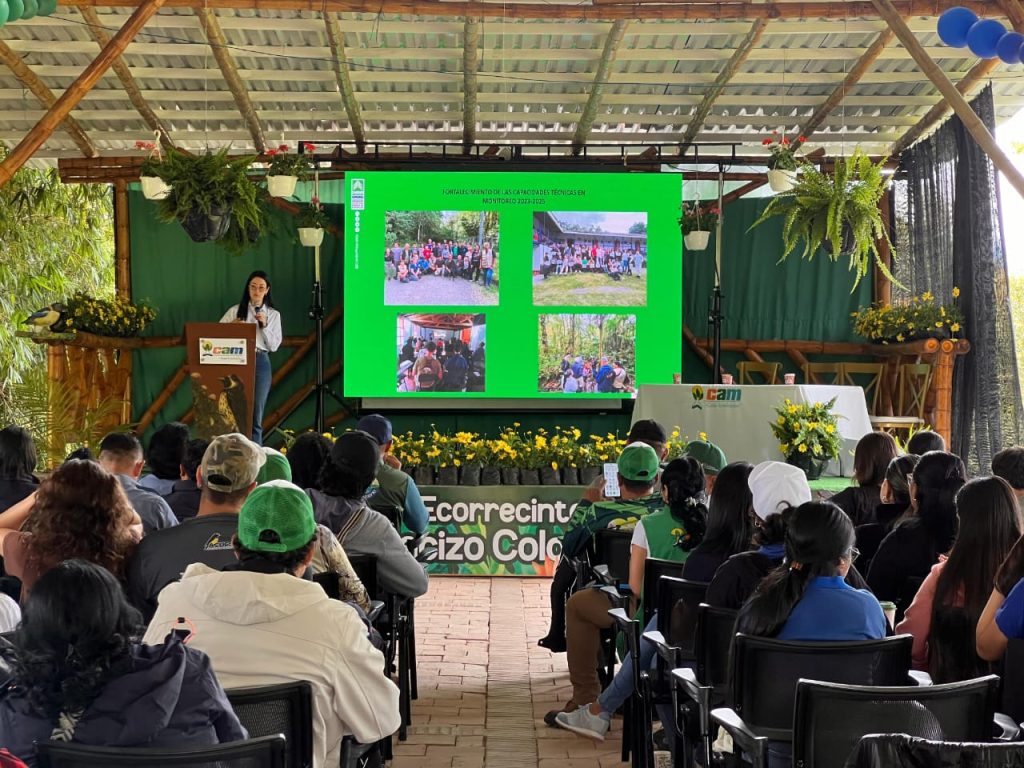 La Carder participó del X Festival de danta de montaña y oso andino en el departamento del Huila