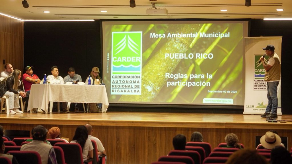 Mejorar el tratamiento de aguas residuales y preservar el medio ambiente, el pedido de la comunidad de Pueblo Rico