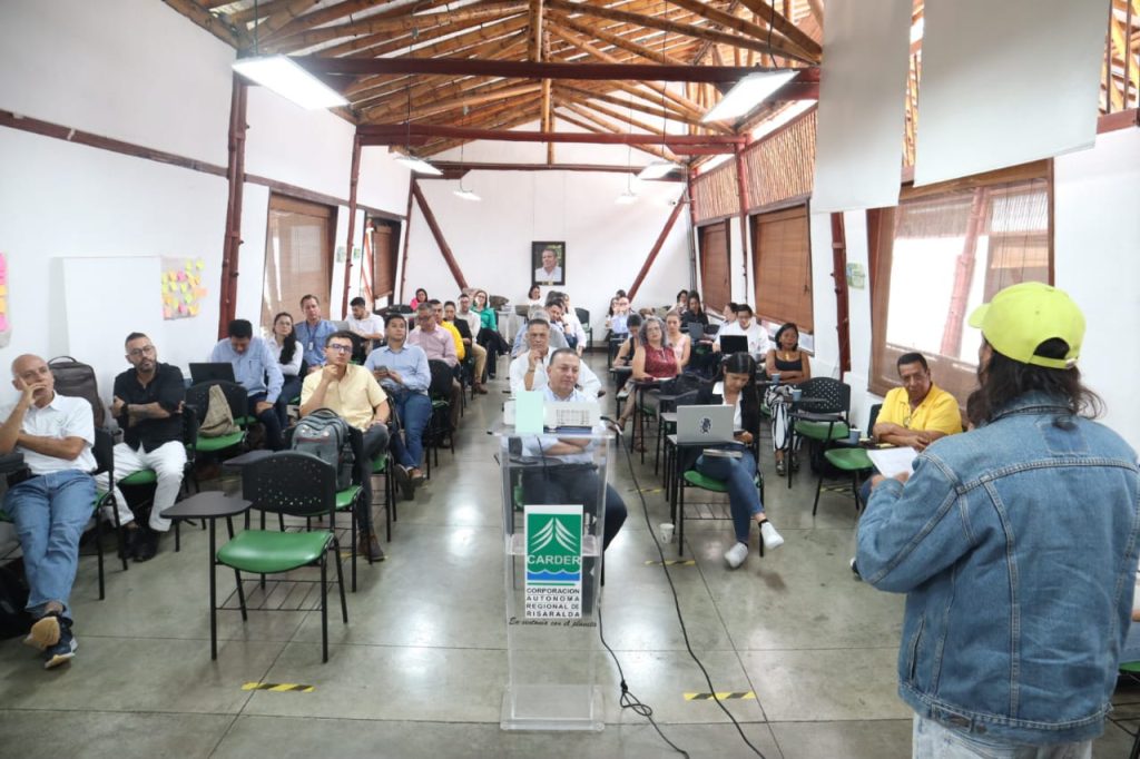 Ordenamiento territorial alrededor del agua en el Paisaje Cultural Cafetero, la estrategia formulada por MinAmbiente, y apoyada por Carder