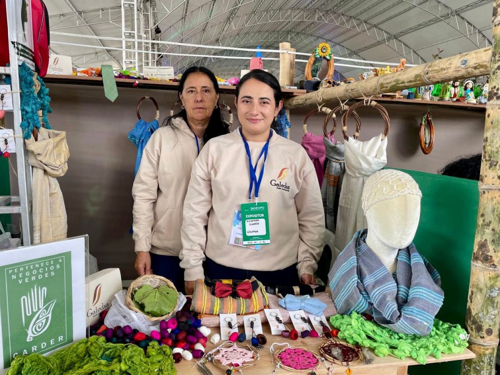 Los Negocios Verdes de la CARDER Brillan en BIOEXPO Nariño: "5 Mundos por Descubrir"