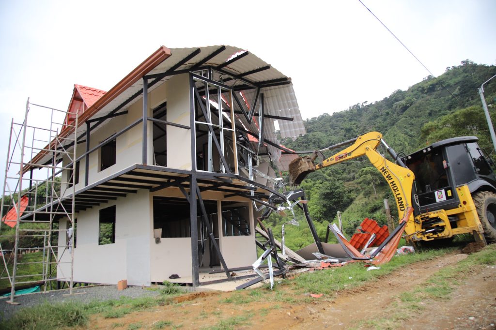 La CARDER y autoridades de Dosquebradas frenan ocupación indebida y riesgos ambientales en predio rural del municipio