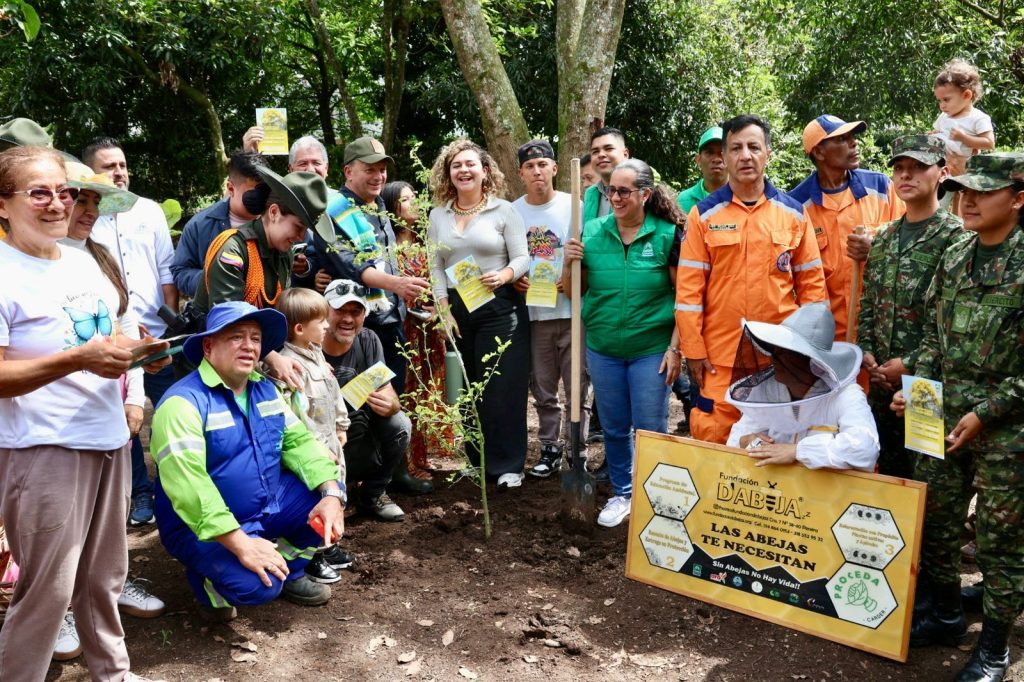 La Carder sembró cerca de cien árboles en el Día Mundial de la Educación Ambiental