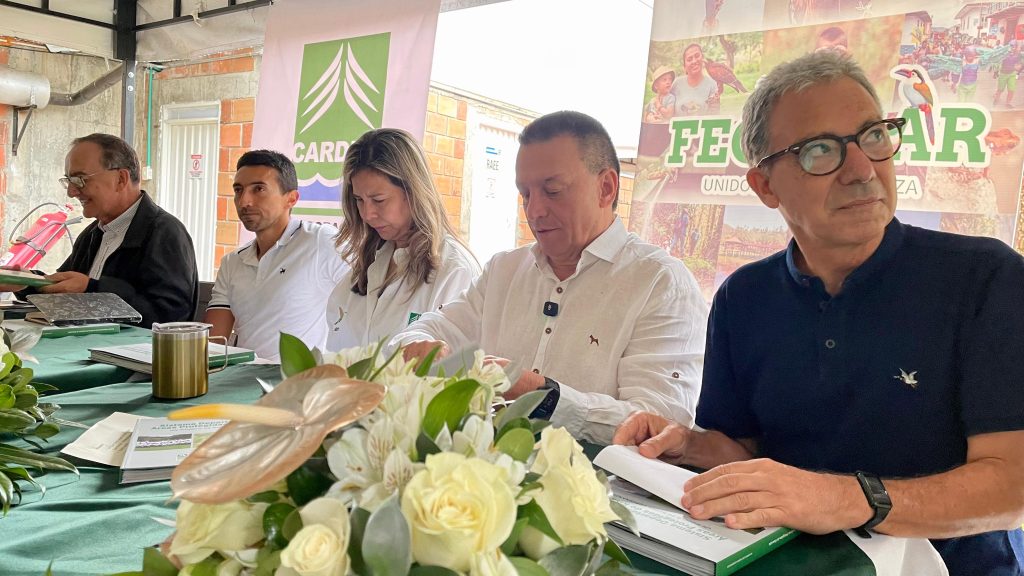 Presentación del libro que recopila la historia y evolución del Sistema Departamental de Áreas Protegidas de Risaralda