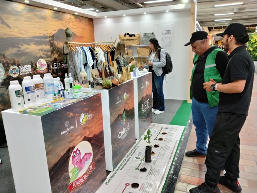 Negocios Verdes de la CARDER representan a Risaralda en la Feria Internacional del Medio Ambiente FIMA 2026