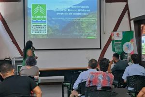 CARDER y Camacol fortalecen el trabajo conjunto por una reconstrucción sostenible de Risaralda
